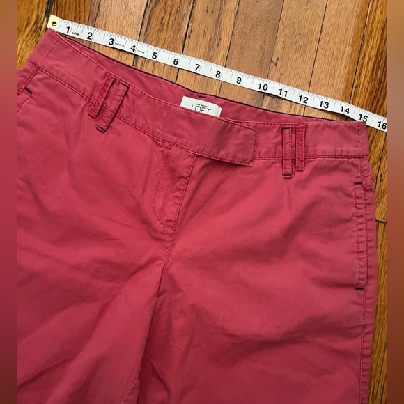 Ann Taylor LOFT Short Size 4 - Picture 3 of 8